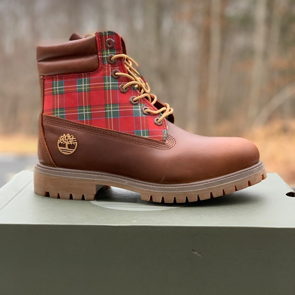 Timberland Men's Premium 6" Boots Limited Holiday Edition Black Nubuck